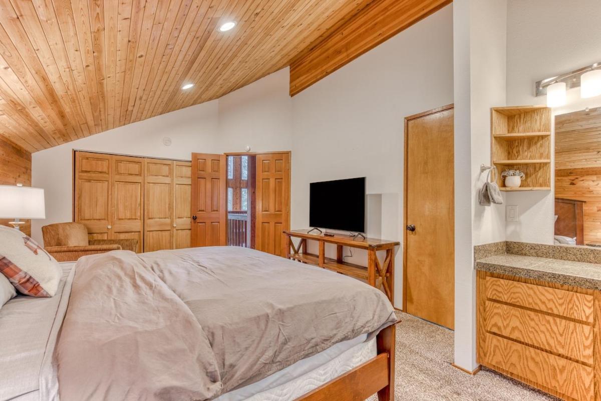 גוברנמנט קאמפ Great Blue Lodge - Spacious Ski Lodge, Hot Tub, Sauna, Game Room & More מראה חיצוני תמונה