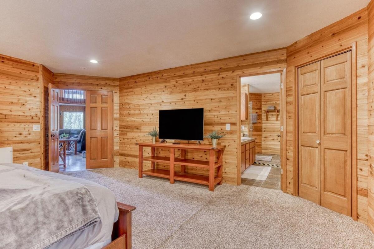 גוברנמנט קאמפ Great Blue Lodge - Spacious Ski Lodge, Hot Tub, Sauna, Game Room & More מראה חיצוני תמונה